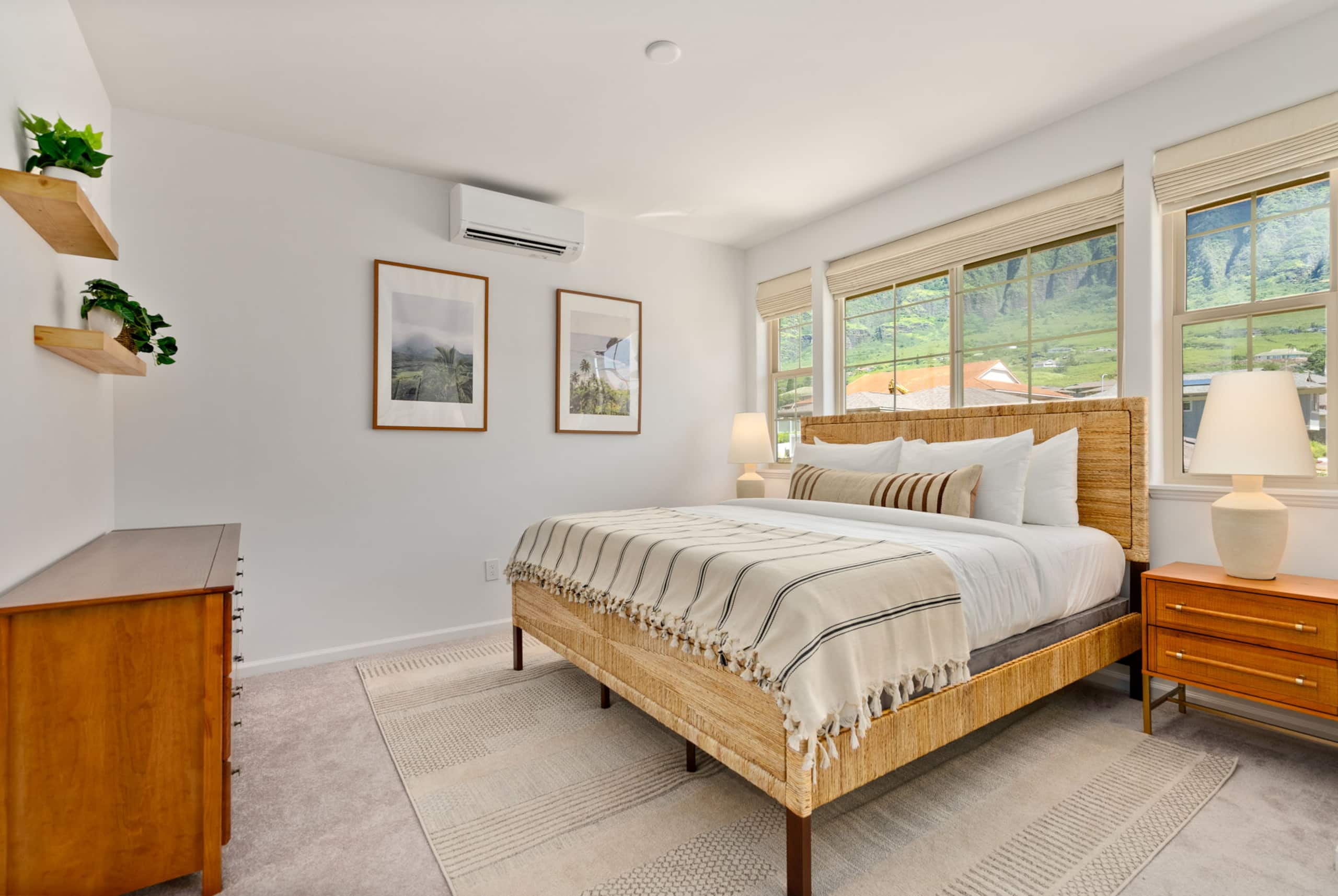 Home in Waianae · ★4.91 · 4 bedrooms · 6 beds · 2.5 private baths - Image 2