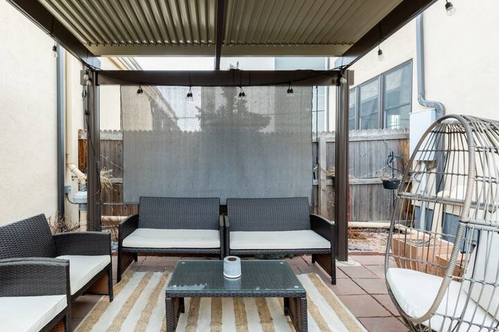 Heart of Denver | 4 Levels of Luxury gallery image 5