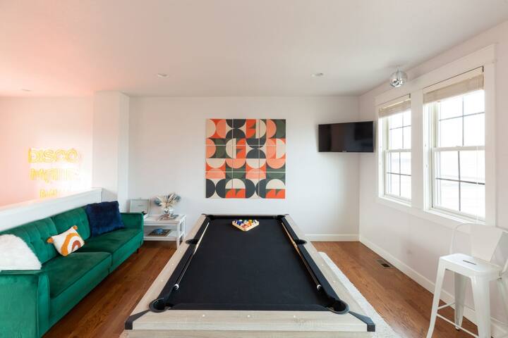 Heart of Denver | 4 Levels of Luxury gallery image 3