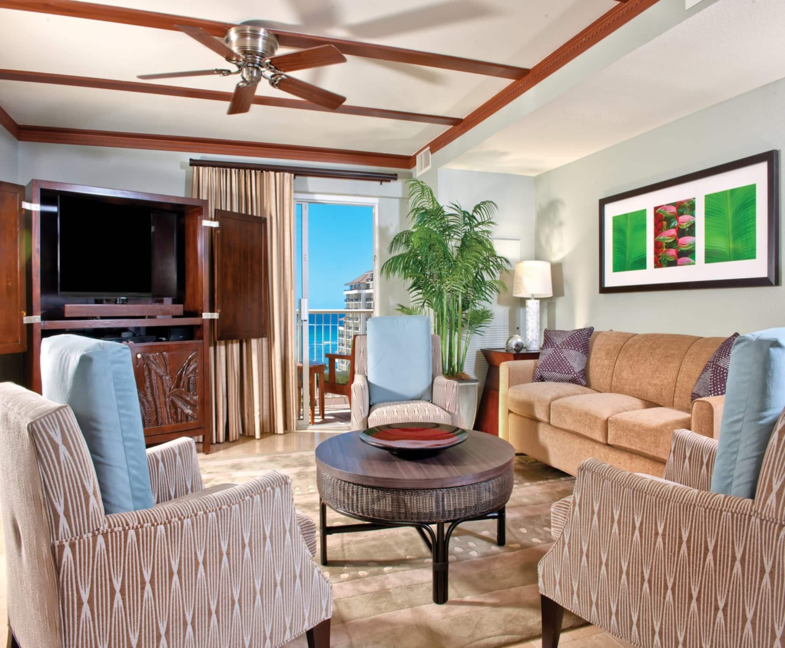 Resort in Honolulu · ★5.0 · 3 bedrooms · 5 beds · 2 private baths - Image 5