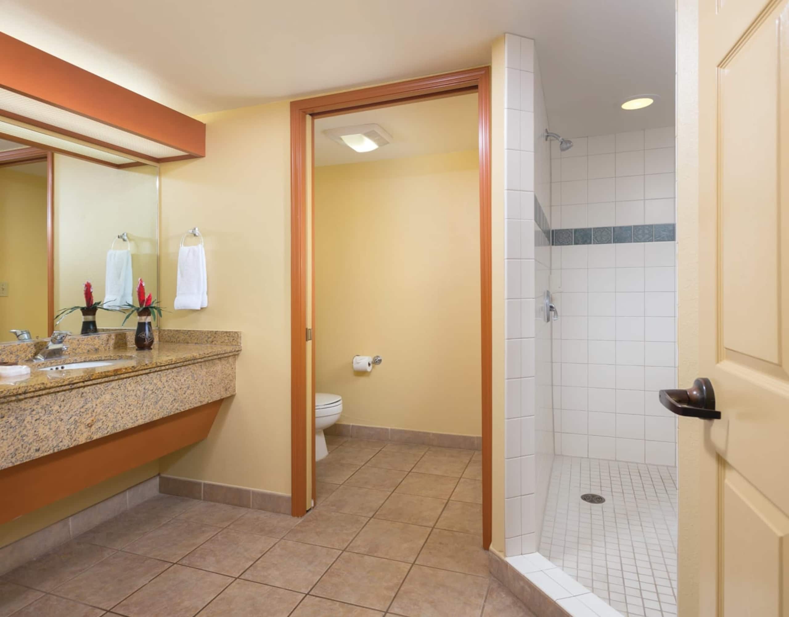 Resort in Kapaa · ★5.0 · 2 bedrooms · 4 beds · 2 private baths - Image 50