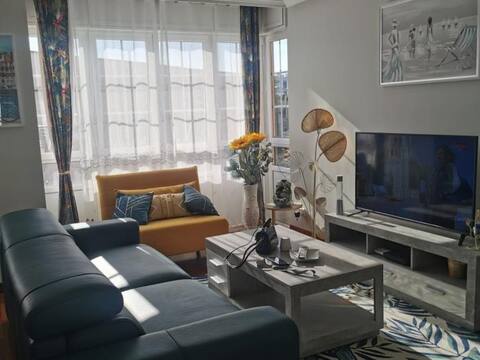 New! Apartment with garage