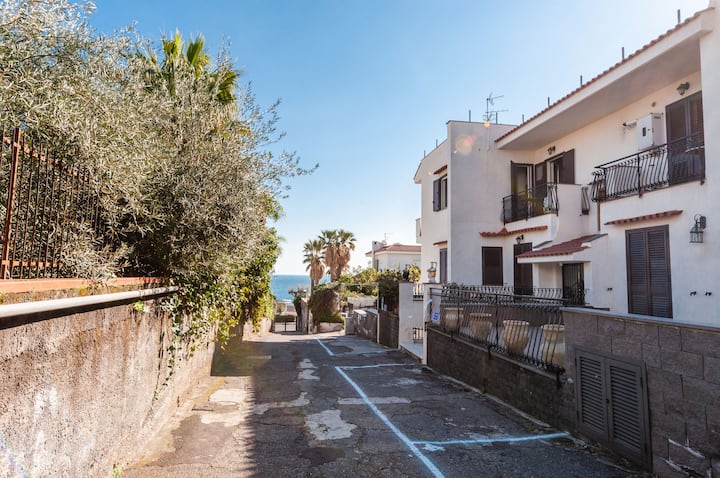 Ortensia Apt - Casa Paola By Wonderful Italy - Aci Castello