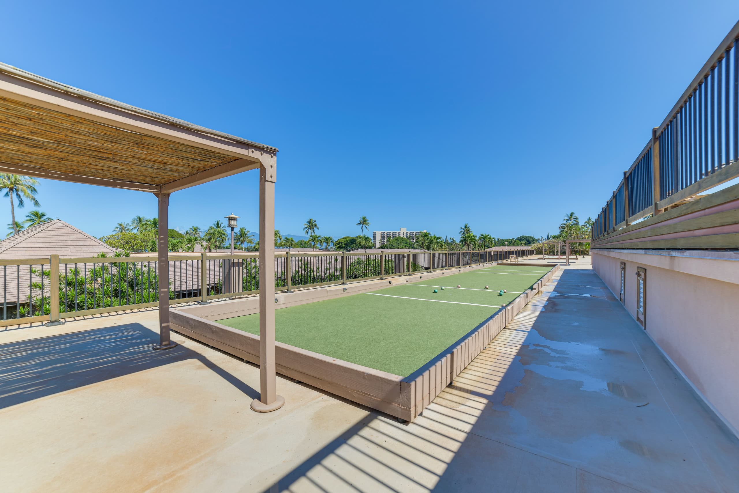 Condo in Lahaina · ★4.94 · 2 bedrooms · 3 beds · 2 private baths - Image 38