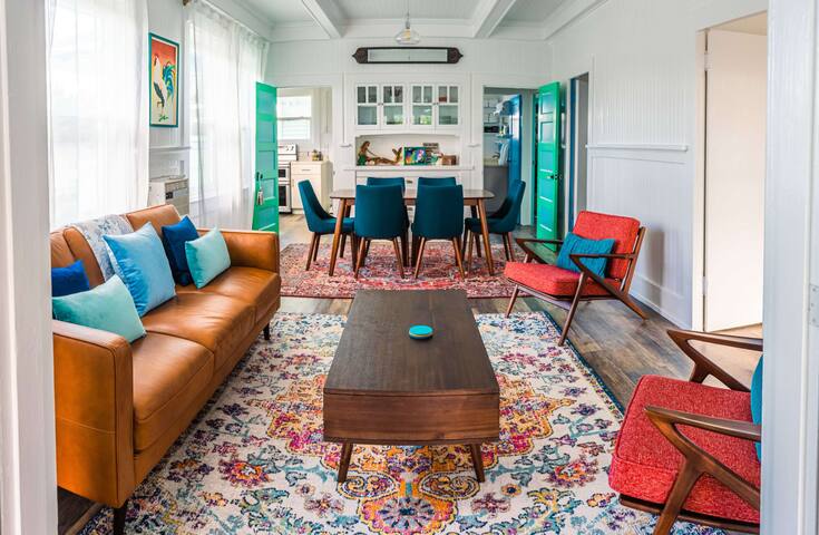 Cute Laie Bungalow near the beach w/AC |30 days*