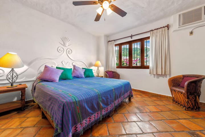 12. Спална соба