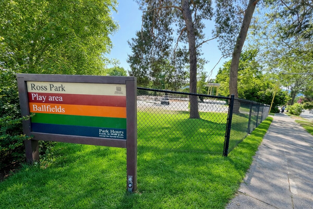 Fremont Artful Escape