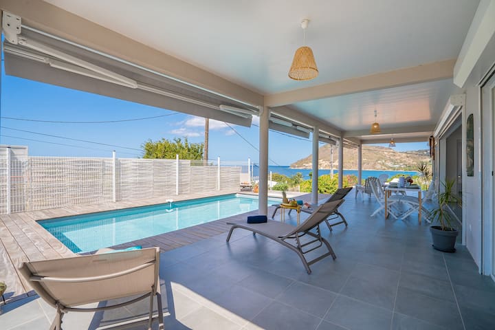 Entire home with 2 bedrooms in Martinique - Villa Macaré