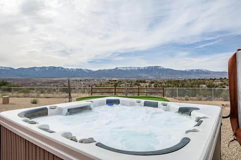 Cornville Desert Retreat: Luxury with Views