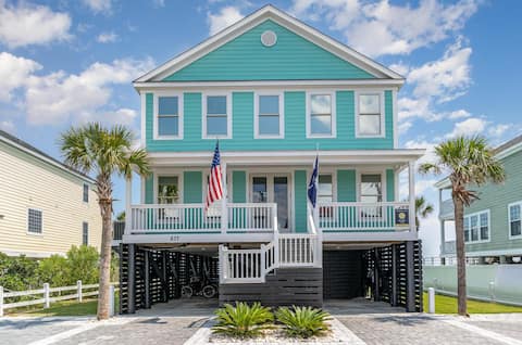 Salty Breeze: Oceanfront w/ Private Pool, Hot Tub