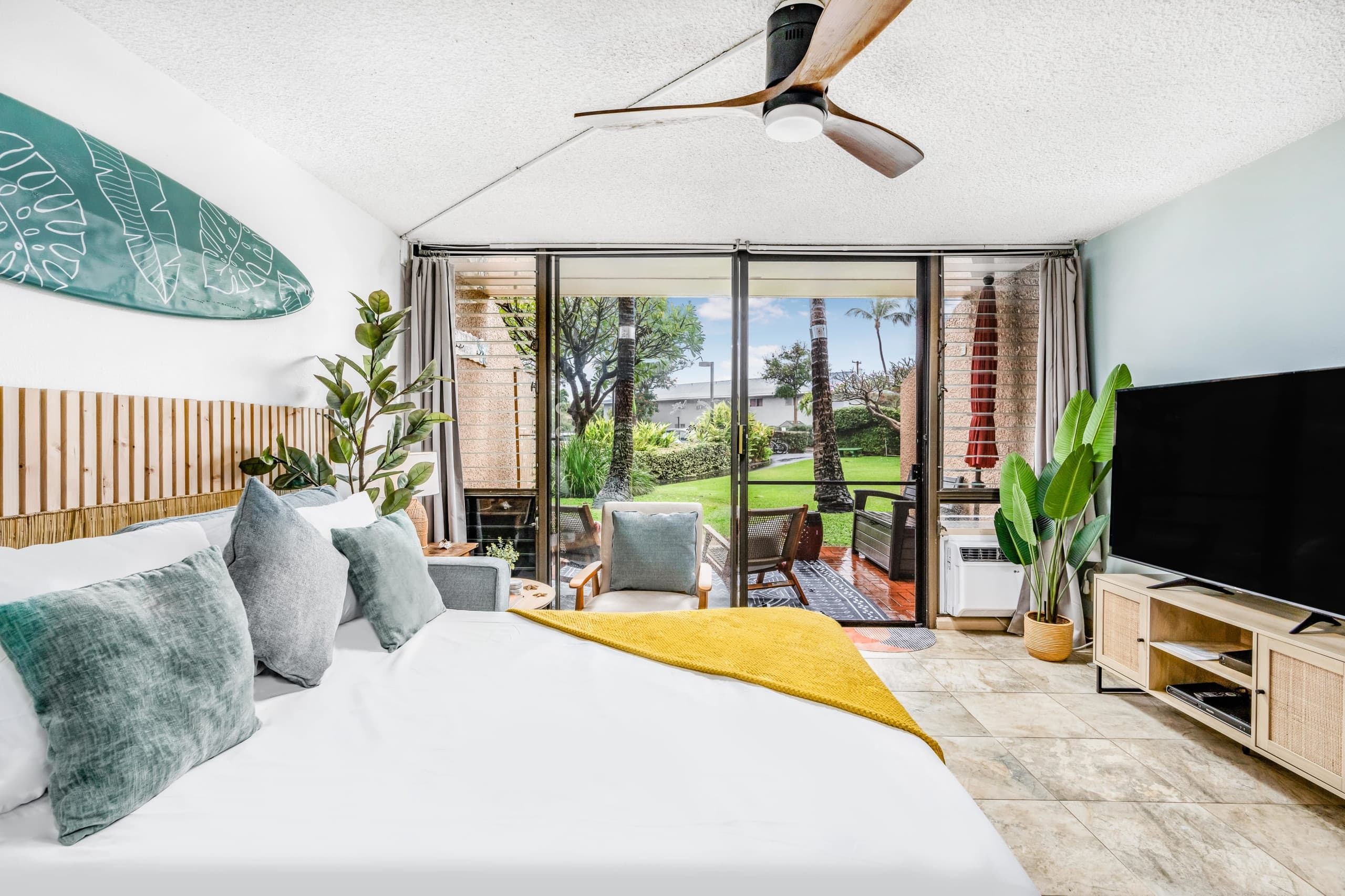 Condo in Kihei · ★4.83 · 1 bedroom · 2 beds · 1 bath - Image 5
