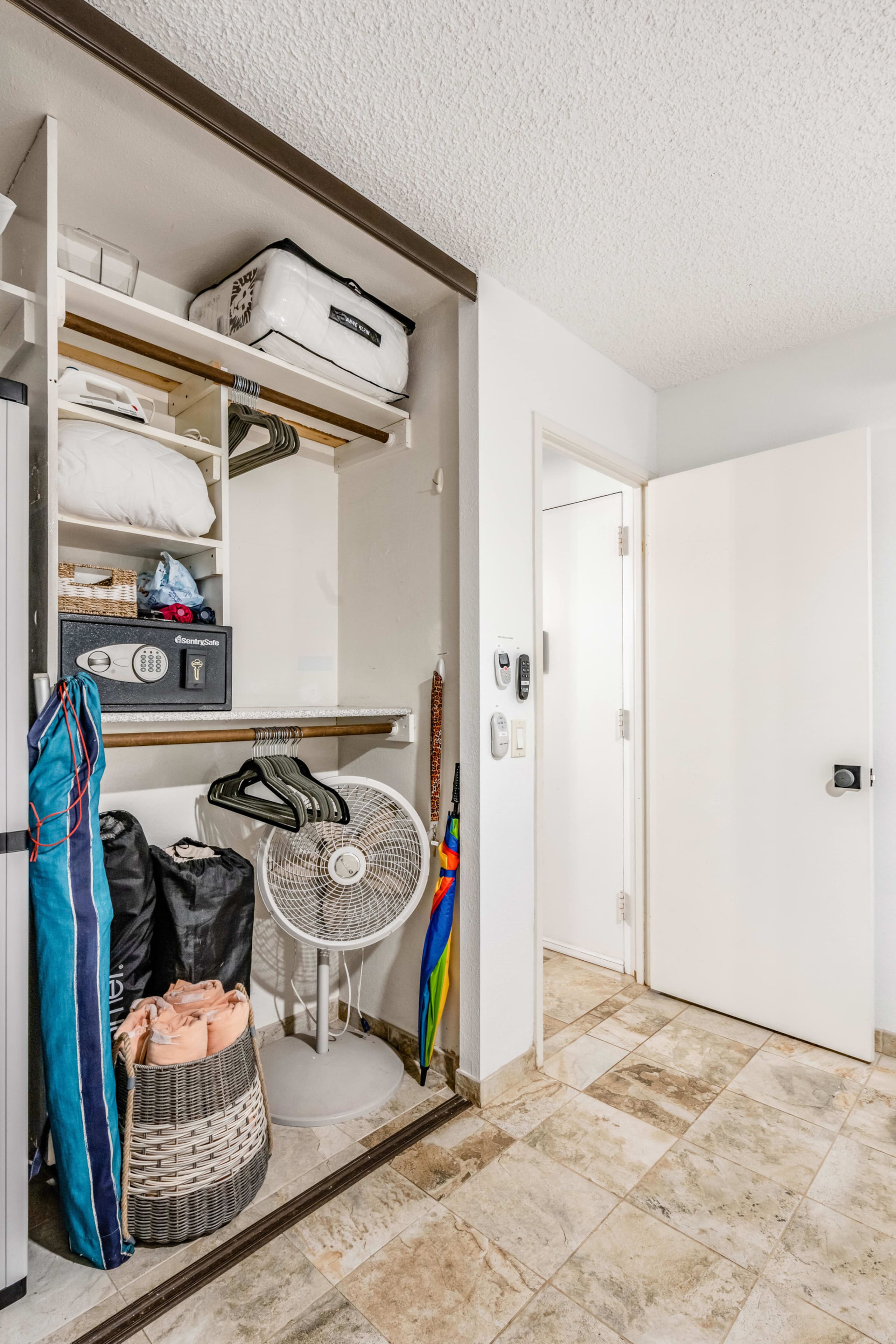 Condo in Kihei · ★4.83 · 1 bedroom · 2 beds · 1 bath - Image 34