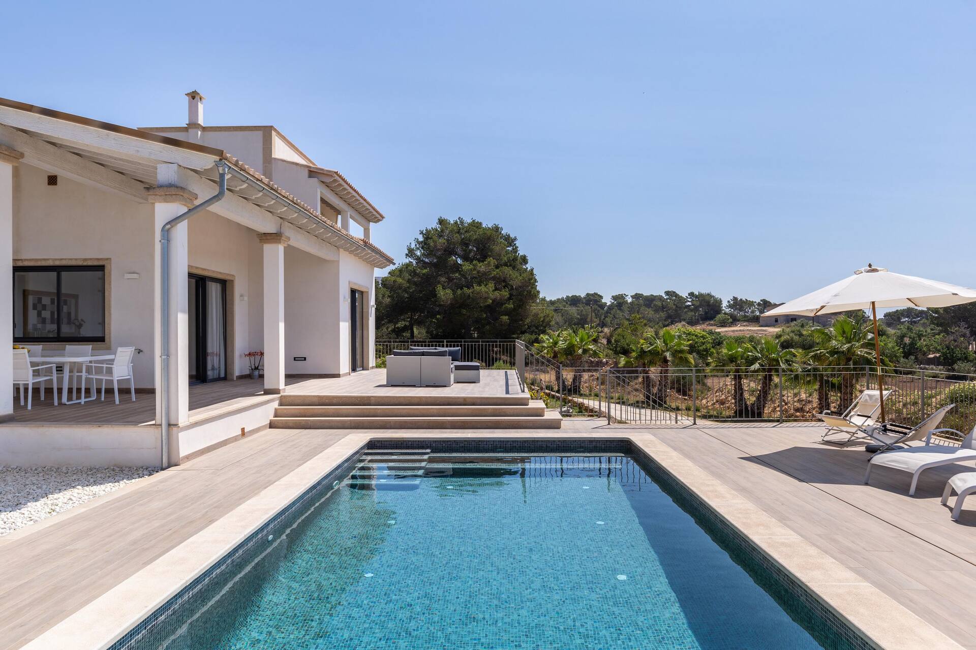 Casa vacacional 'Colonies' con vistas al mar, Wi-Fi y aire acondicionado