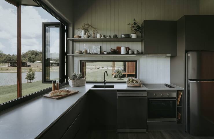 Sixty6 Acres Woombye luxury farmstay gallery image 4