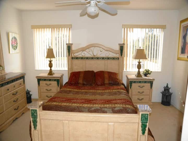 Dhoma e gjumit me krevat dopio "queen" 2