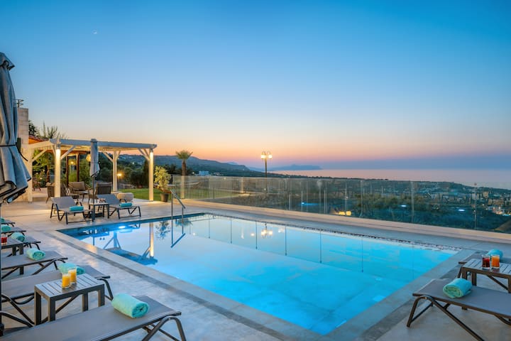 Villa Eagles – With Private Pool