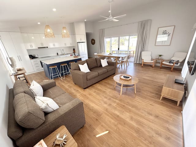 BNB By The Sea managed Airbnb listing 2