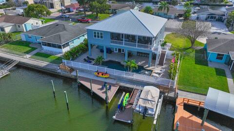 Huge! 4 bedroom 4 bath with heated pool sleeps 13