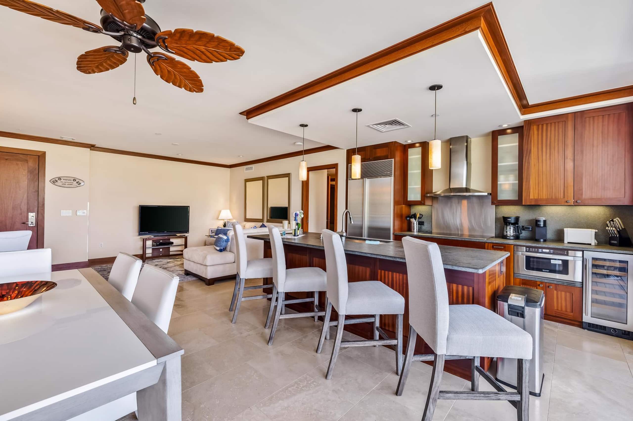 Condo in Kapolei · ★5.0 · 3 bedrooms · 4 beds · 3 private baths - Image 13