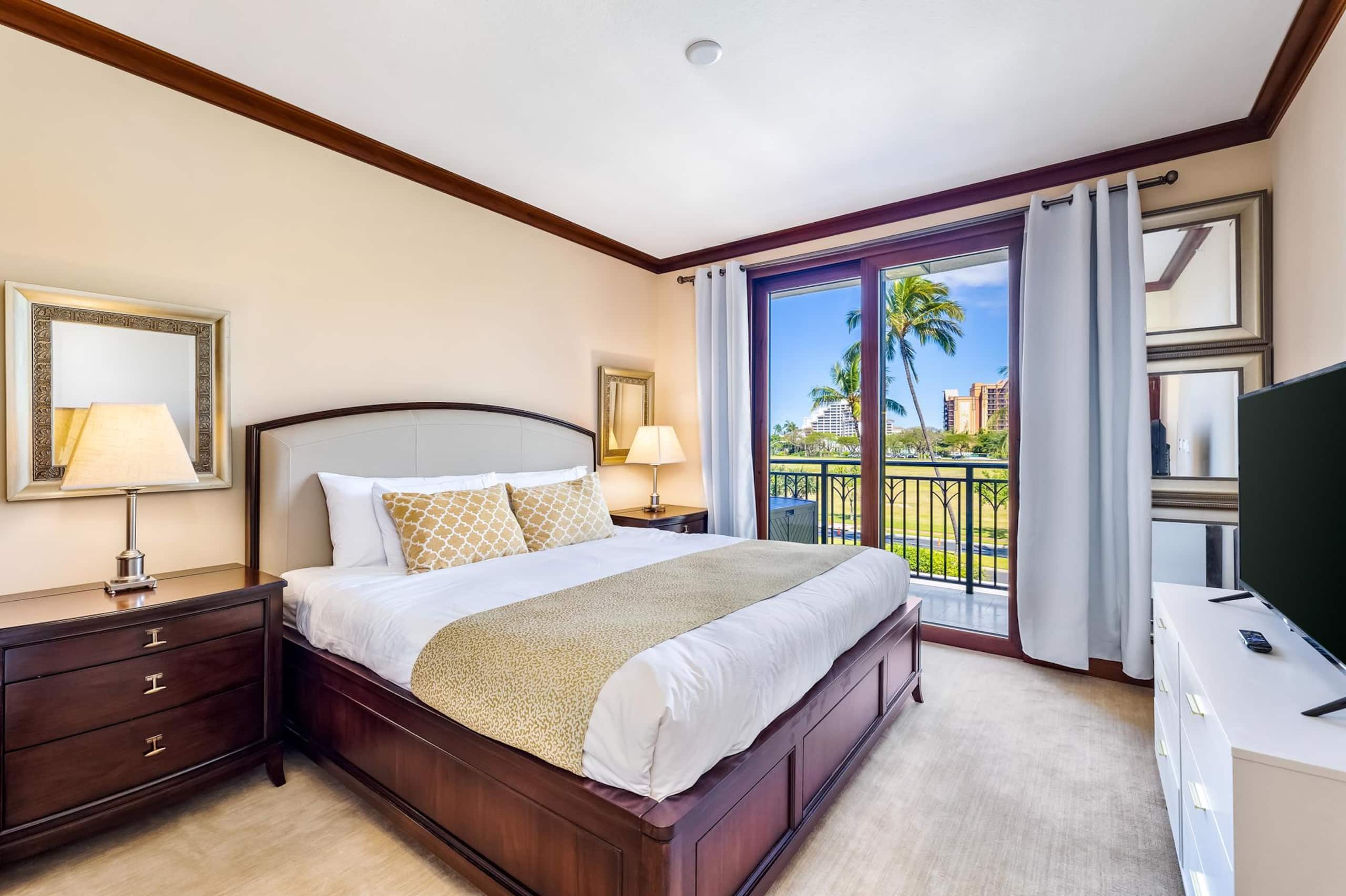 Condo in Kapolei · ★5.0 · 3 bedrooms · 4 beds · 3 private baths - Image 1