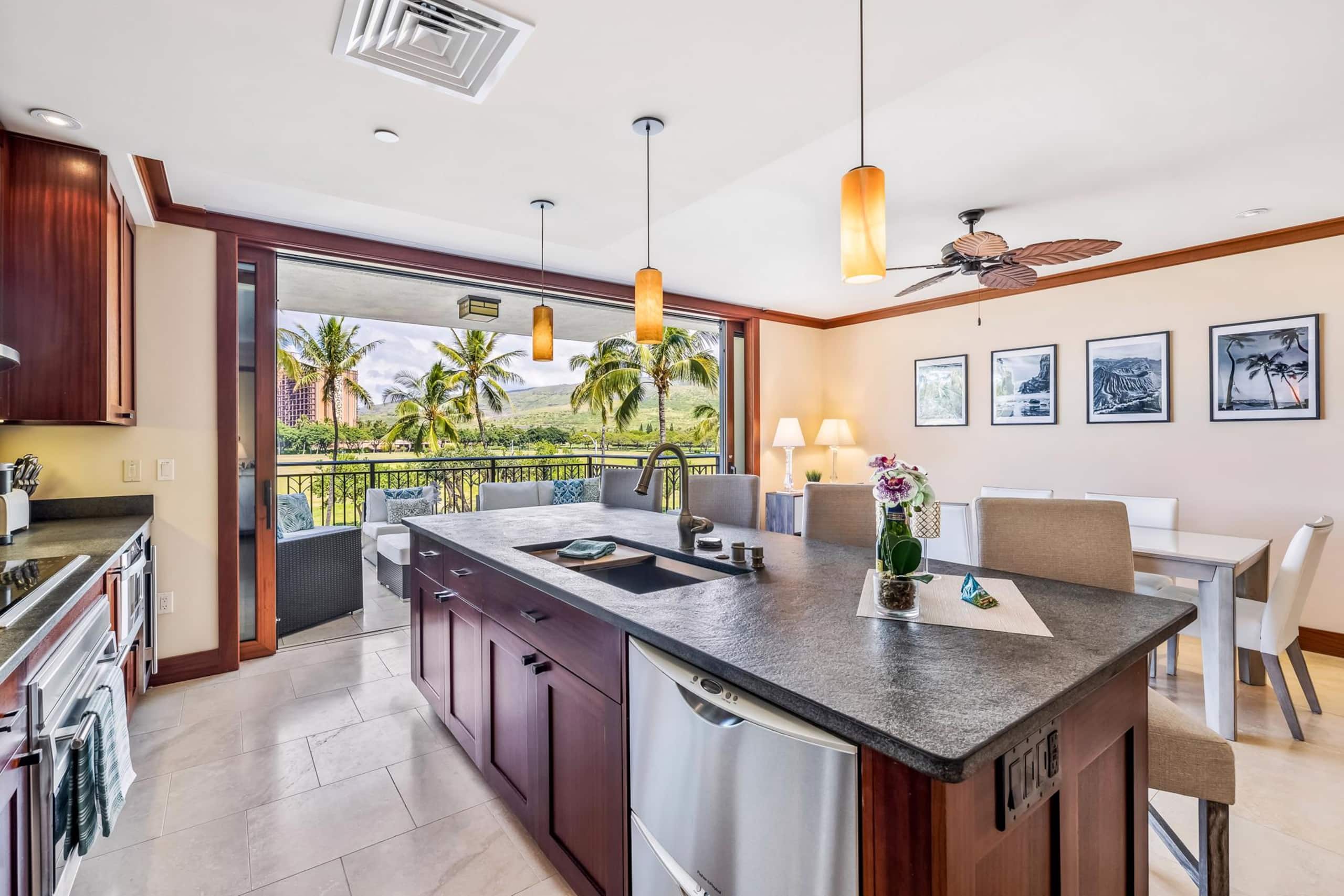 Condo in Kapolei · ★5.0 · 3 bedrooms · 4 beds · 3 private baths - Image 8
