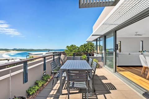 Sea View Retreat Ocean Views, Pool & Spa