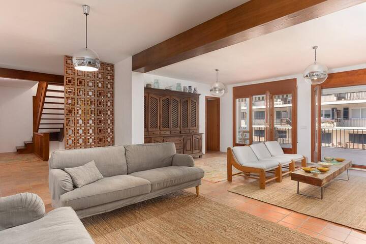 villa muga – town house in the center of tamariu-c gallery image 4