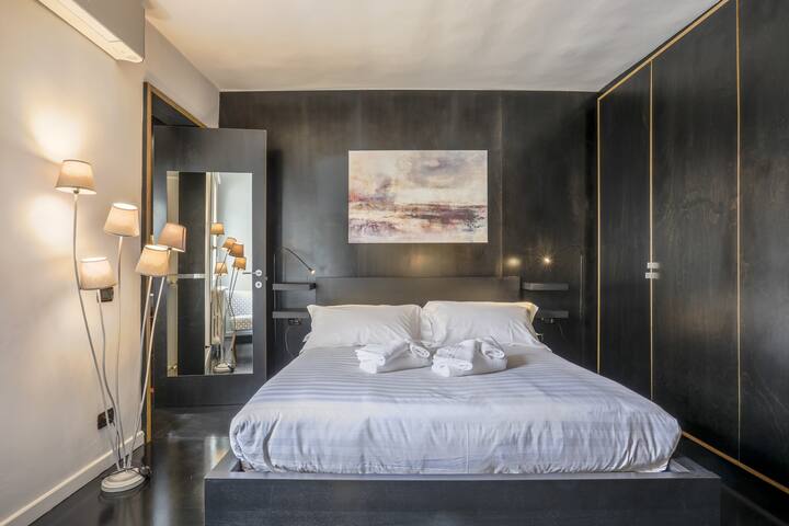 Dante – Sweet Dreams in Florence gallery image 3