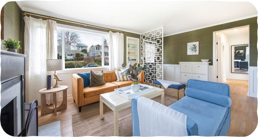 Brand New| Magnolia Designer’s 4BR Home w/ Yard