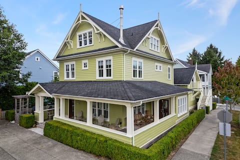 Seabrook's Sea Glass Tumbler: Dog Friendly