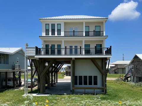 White Dolphin - Beachfront - Island Realty