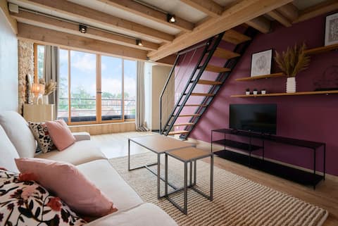 Popular Airbnb listing: 2 bedroom duplex apartment - near Lille in La Madeleine