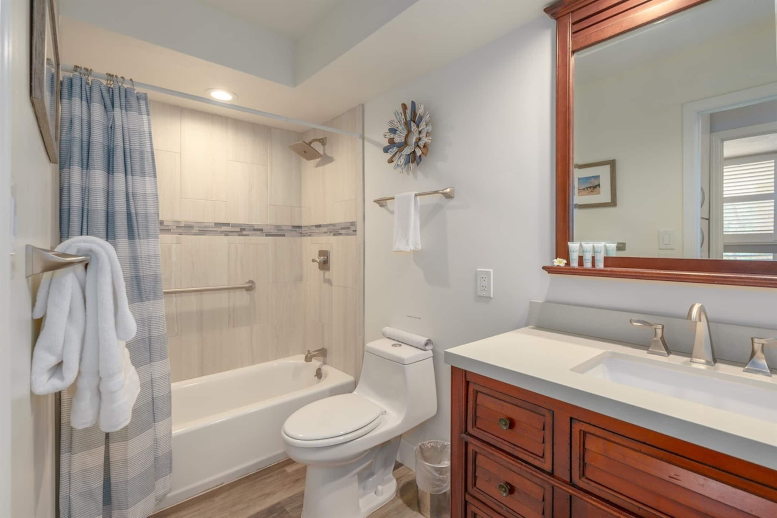 Condo in Wailuku · ★4.6 · 2 bedrooms · 4 beds · 2 baths - Image 17