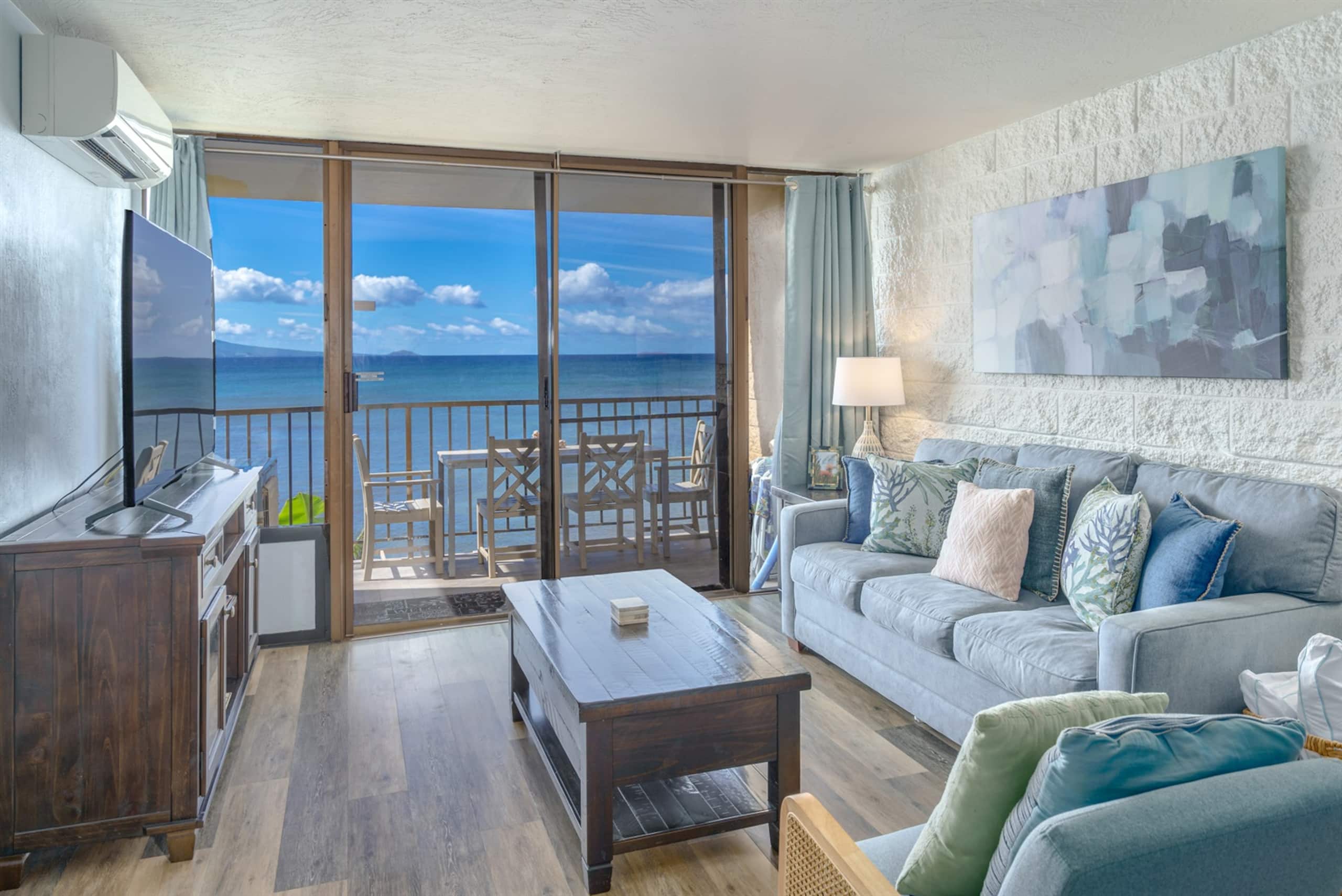 Condo in Wailuku · ★4.6 · 2 bedrooms · 4 beds · 2 baths - Image 6