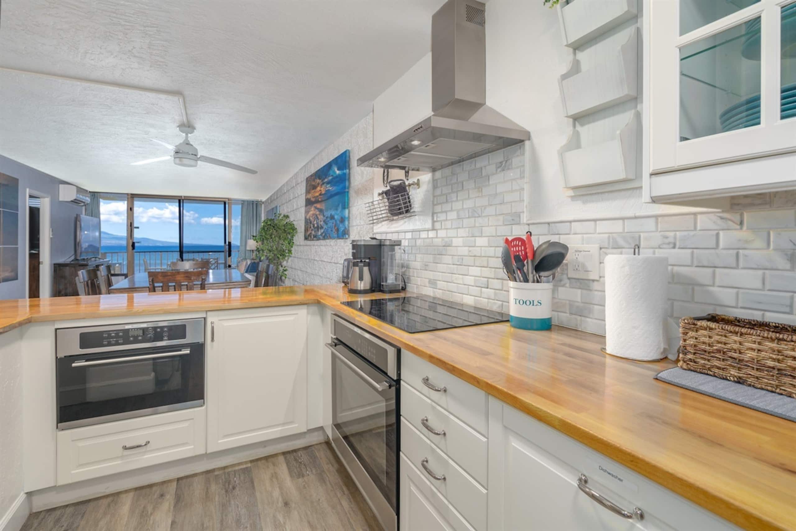 Condo in Wailuku · ★4.6 · 2 bedrooms · 4 beds · 2 baths - Image 4