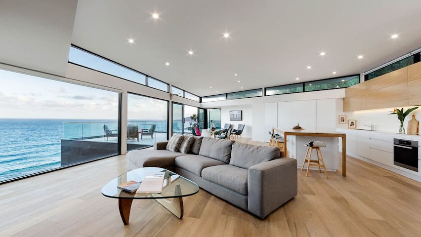 Sea Ranch – popular seaside holiday home gallery image 2