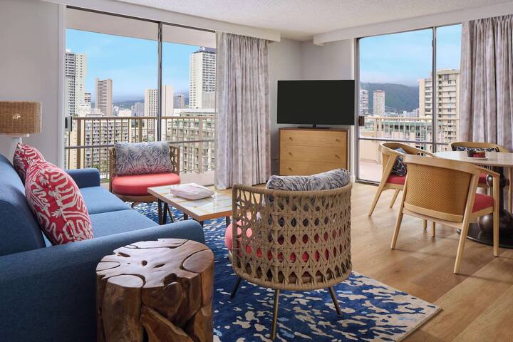 Ideal Mix of Comfort and Value! 3 Relaxing Units gallery image 3