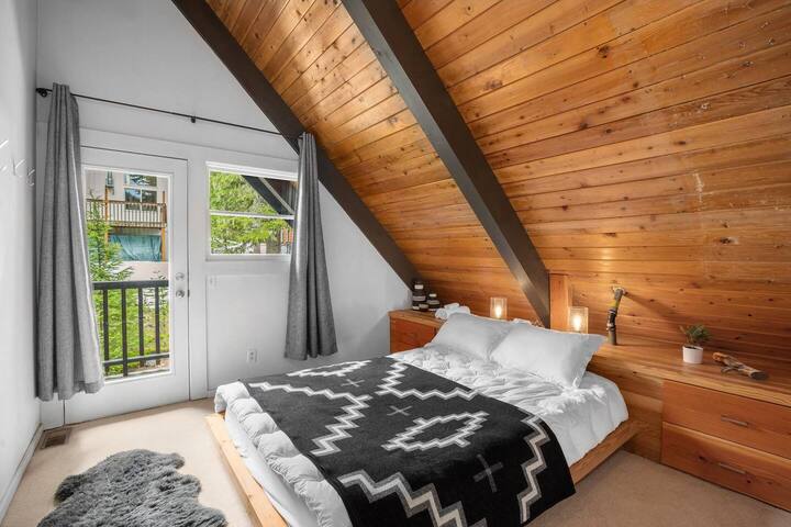 Josh And Carlie managed Airbnb listing 2