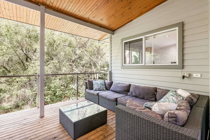 Melaleuca gallery image 3