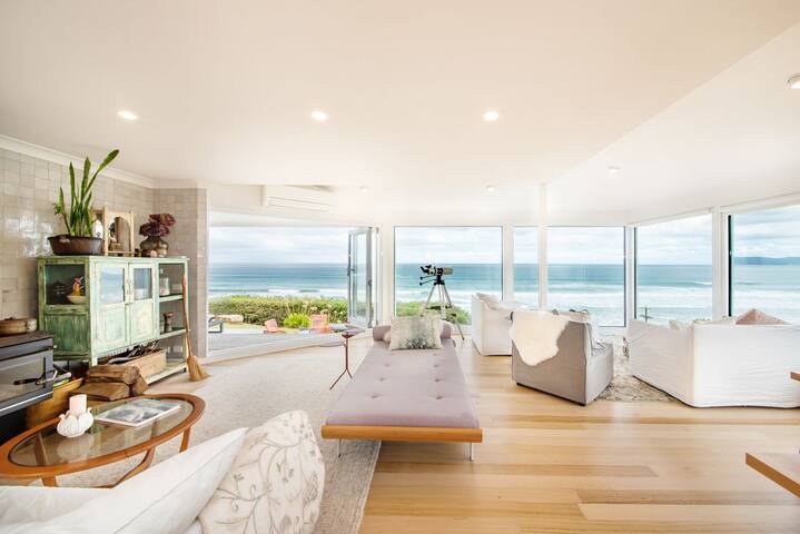 Yumba – Beach Views on the Great Ocean Road gallery image 2