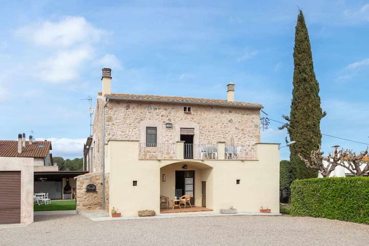 Casa de piedra en la Costa Brava