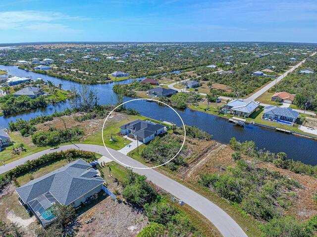 Sunny Dreams Factory managed Airbnb listing 2