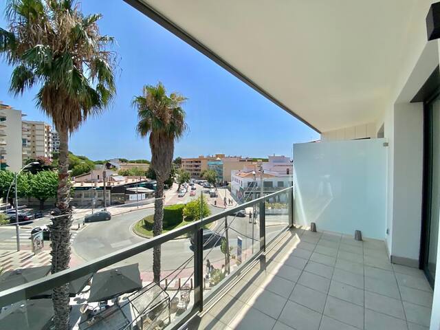 Llevantí, near the sea gallery image 3