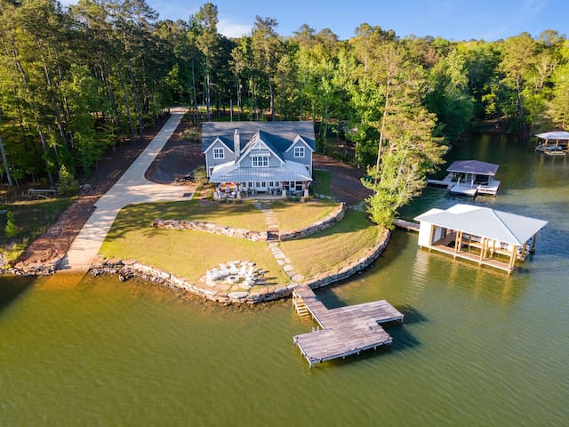 Julie With Big Fish Rentals managed Airbnb listing 2