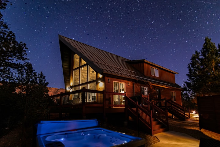 Stargazer Cabin | Private Hot tub | Zion NP - Cabins for Rent in ...