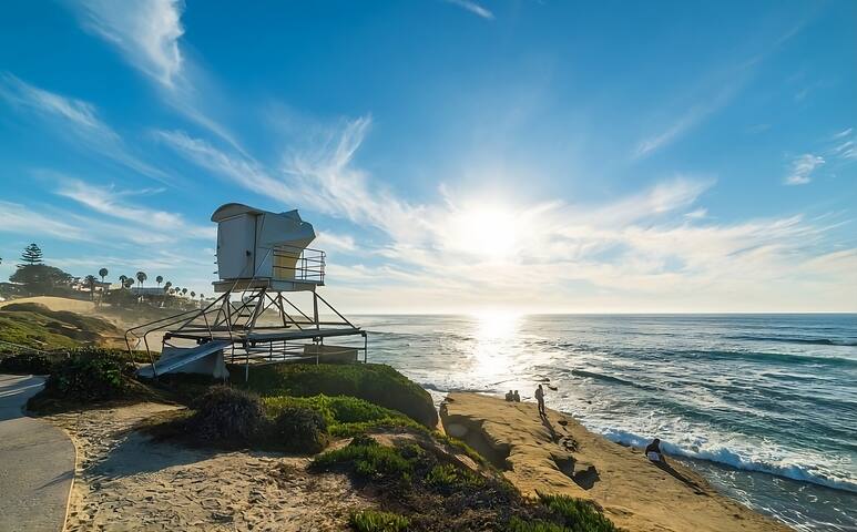 Family Vacay! Two Spacious Units, Restaurant gallery image 5