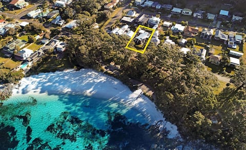 Popular Airbnb listing: Hyams Drift - Beachfront Home in Hyams Beach