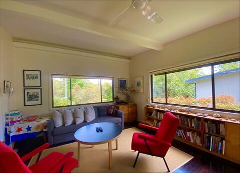 Durras Cottage - Pet Friendly Holiday Home