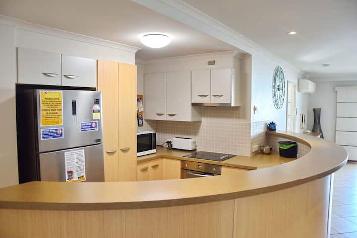 Jubilee Apartment 04 - South West Rocks