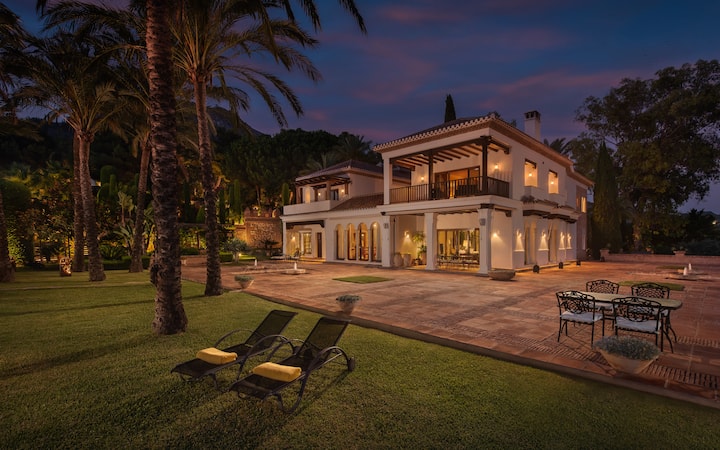 Cubo's Mountain Bayview Luxury Villa - Málaga